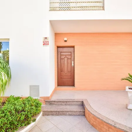 Alfarrobeira By Mtphomes * 알부페이라