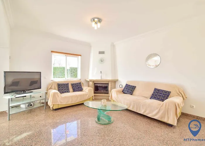 빌라 Alfarrobeira By Mtphomes