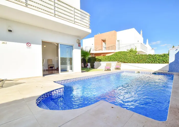 Alfarrobeira By Mtphomes